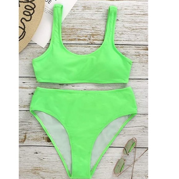 Cute Crop Top Athletic Two Piece - Picture 2 of 7